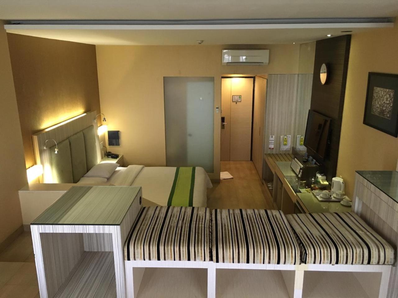 Hotel Wisata Niaga Purwokerto Eksteriør bilde