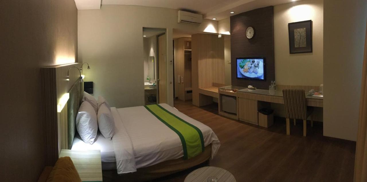 Hotel Wisata Niaga Purwokerto Eksteriør bilde